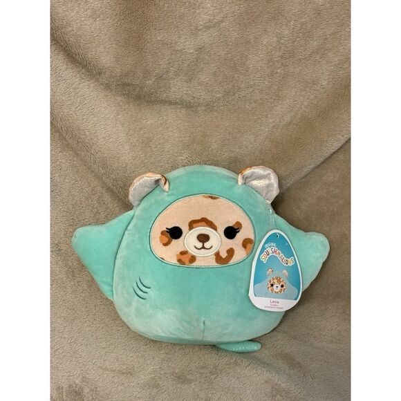 Squishmallow Lexie the Cheetah in Stingray Costume 7.5"   NWT - Picture 2 of 11